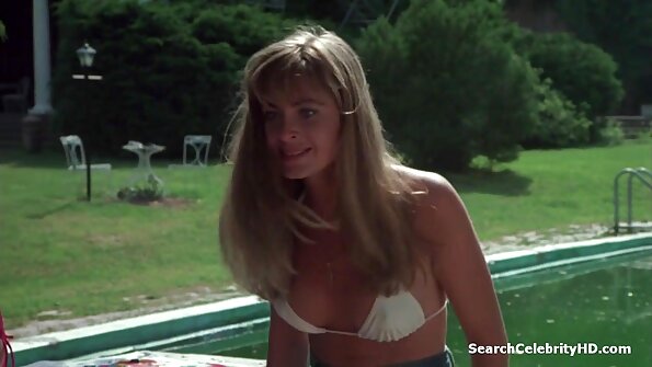 素晴らしいブルネットのベイビーは彼女の同僚とセックスしています sex 動画 鈴木 一徹