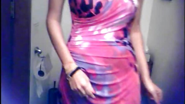 肛門性交で降りる10代は彼女のお尻にチンポを持っています エロ 動画 女性 専用 無料