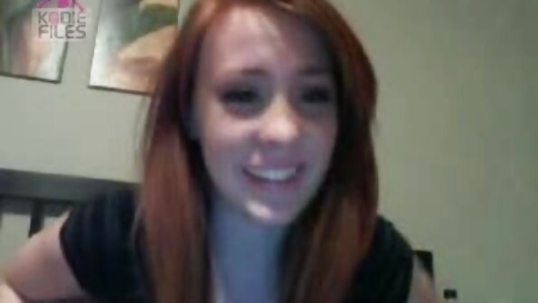 網タイツのブロンドのベイビーは屋外で突っ込まれます 女性 専用 sex 動画