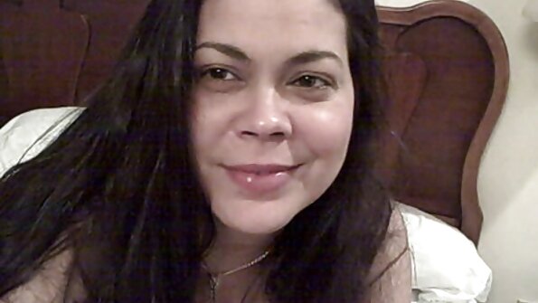 チンポをしゃぶるのが大好きな女の子がひったくりをからかう 女性 向け av タツ