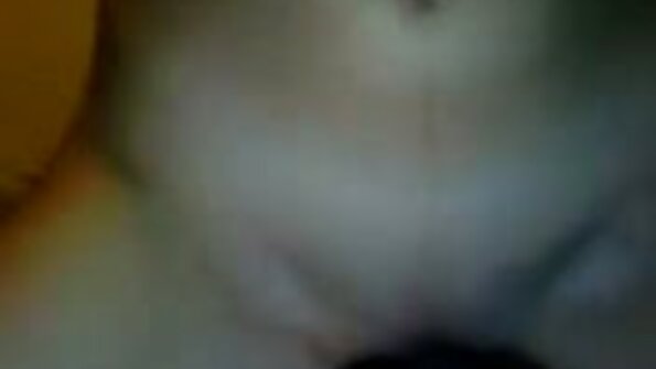 金髪の巨乳は大きなハードな男性メンバーに愛撫されます エロ 動画 タツ