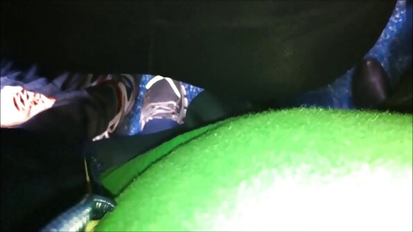 ブロンドは彼女の大きな黒い継父の雄鶏を彼女の中に入れています 女性 用 アダルト 無 修正